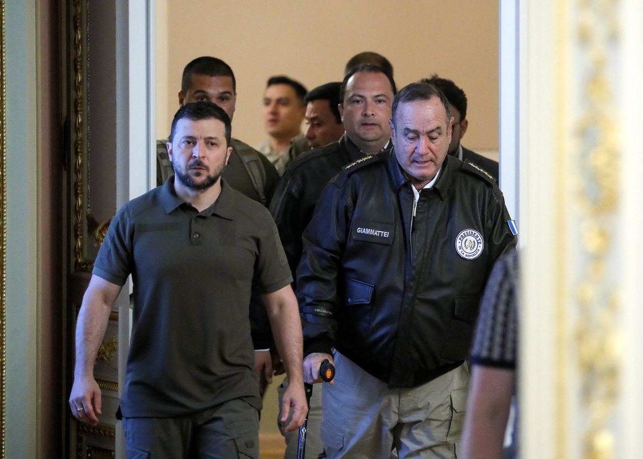 Zełenski odcina macki biznesowej ośmiornicy. Ale wyrastają jej nowe