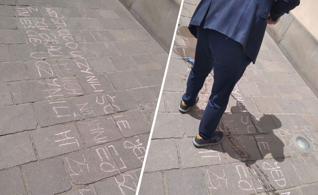 Przed krakowską kurią miał pojawić się cytat