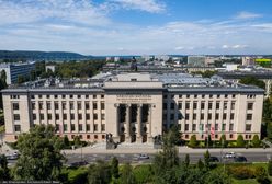Pilna ewakuacja na uczelni. Weszli antyterroryści i pirotechnicy