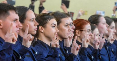 5400 na rękę i prawie 2 tys. na mieszkanie. I to na start
