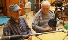 Fronczewski i Korzyński w radiowej Jedynce przypominają piosenki Franka Kimono