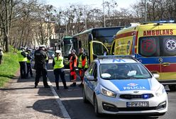 Zderzenie dwóch autobusów. 13 osób w szpitalu, w tym dzieci