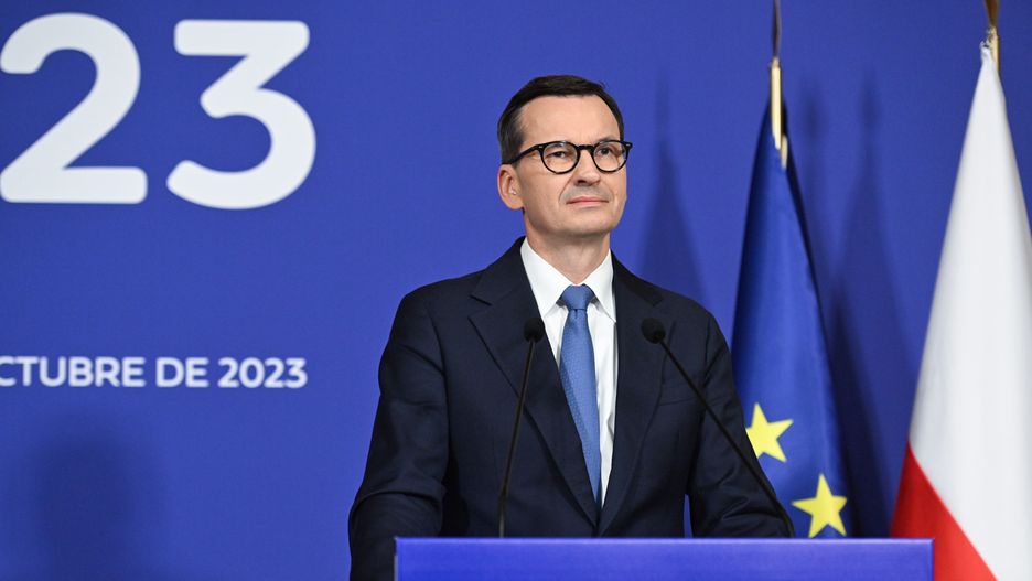 Grenada, Hiszpania, 06.10.2023. Premier RP Mateusz Morawiecki podczas konferencji prasowej po nieformalnym szczycie Rady Europejskiej w Grenadzie, 6 bm. (mr) PAP/Radek Pietruszka