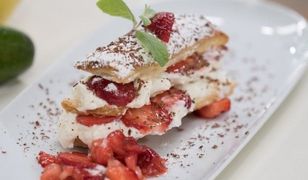 Mille-feuille truskawkowe i chłodnik truskawkowo-pomidorowy