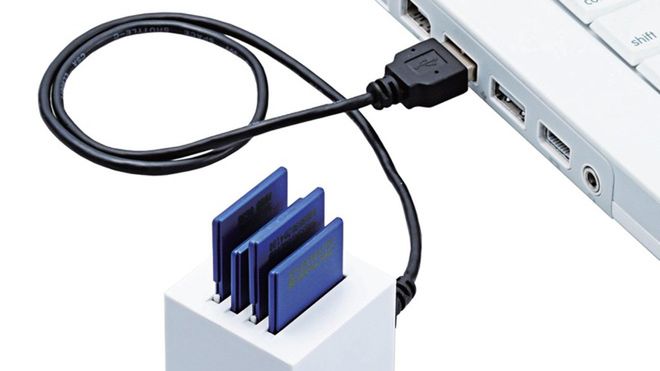 Czytnik SD wyglądający jak toster 1