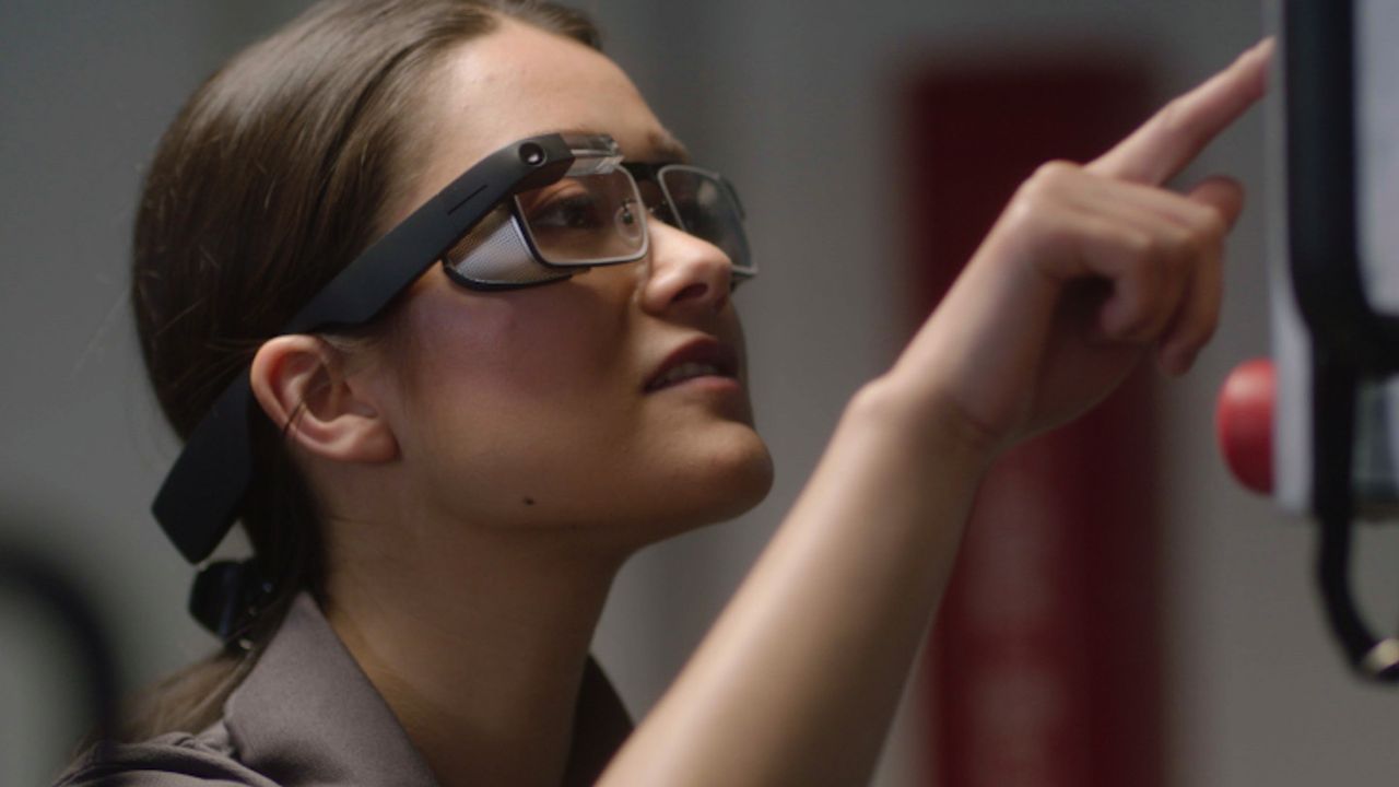 Google Glass doczekały się następcy. Oto Glass Enterprise Edition 2