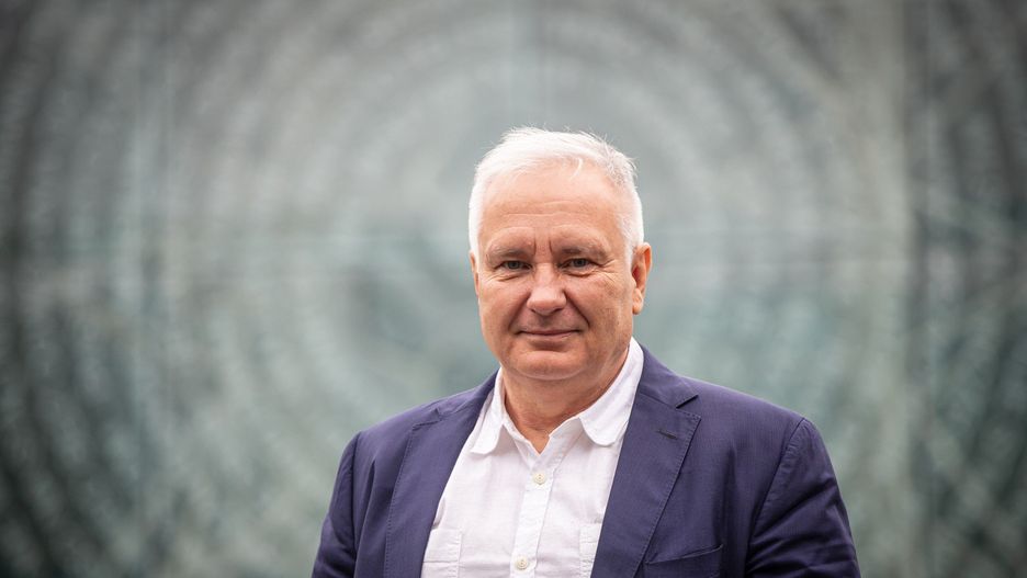 Prezes Polskiej Akademii Nauk prof. Marek Konarzewski podpisał porozumienie w sprawie powstania nowego instytutu