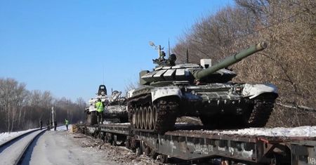 Nowe zdjęcia wojsk przy granicy z Ukrainą. Coraz bliżej granicy