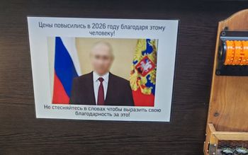 Taki plakat w rosyjskim sklepie. Nacjonaliści nie wytrzymali