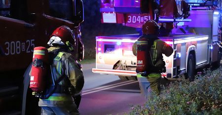 Pożar domu jednorodzinnego w Rudzie Śląskiej. Trwa akcja gaśnicza