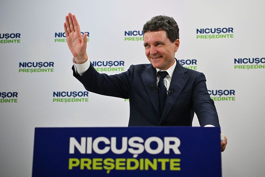 Romanian presidential race: Simion and Dan set for showdown