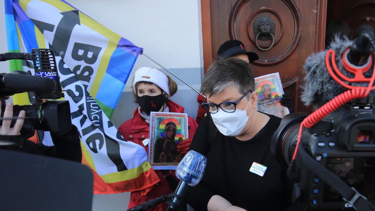 Zapadł wyrok ws. 3 aktywistek LGBT oskarżonych o profanację Matki Boskiej Częstochowskiej.