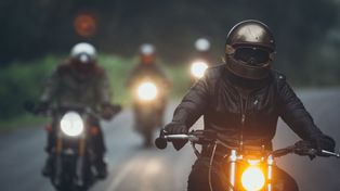 Sieradz: Zakończenie sezonu motocyklowego. Teraz pora na morsowanie