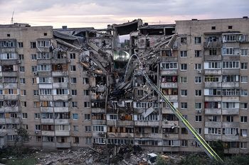 "Terror rakietowy". Rosja sięgnie po zapasy?