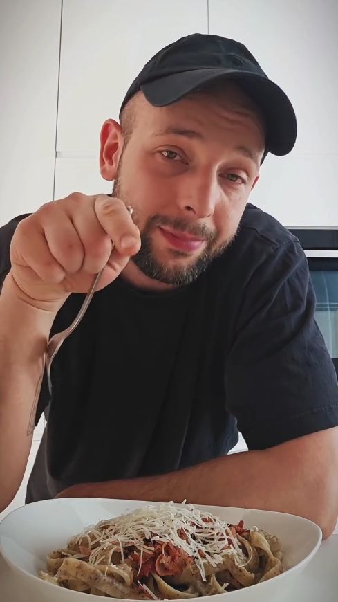 Maciej Pela