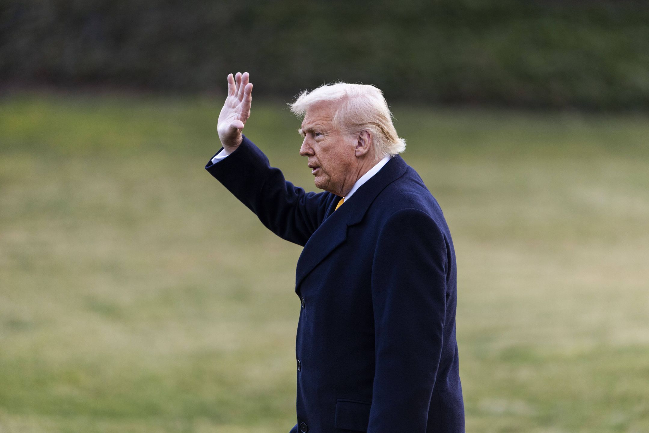 US President Donald Trump and Elon Musk departs the White House for Florida
epa11948066 US President Donald Trump departs the Oval Office for Florida in Washington, DC, USA, 07 March 2025.  EPA/JIM LO SCALZO 
Dostawca: PAP/EPA.
JIM LO SCALZO
government, White House