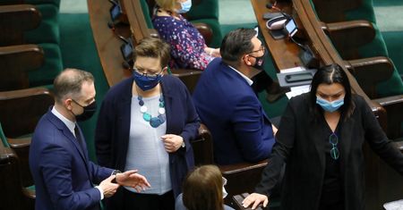 Niekorzystny sondaż dla KO. Reakcja Katarzyny Lubnauer