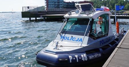 Prawo jazdy można stracić też na łodzi. Przepisy są takie, jak na drodze