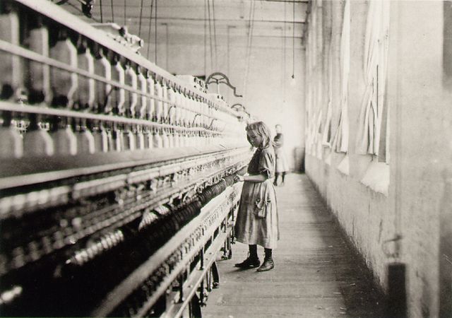 Dziewczynka w fabryce bawełny, 1908 r.