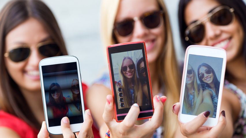 Sezon wyprzedażowy w pełni. Przegląd aktualnych promocji u operatorów 1