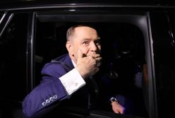 Zgrzyt na spotkaniu PiS. Media: Nawrocki wbija szpilę posłowi