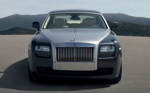 Jam jest Rolls Royce Ghost - ostoja luksusu