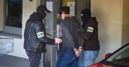 Zbrodnia w Koziegłowach. Były mąż ofiary usłyszał zarzuty