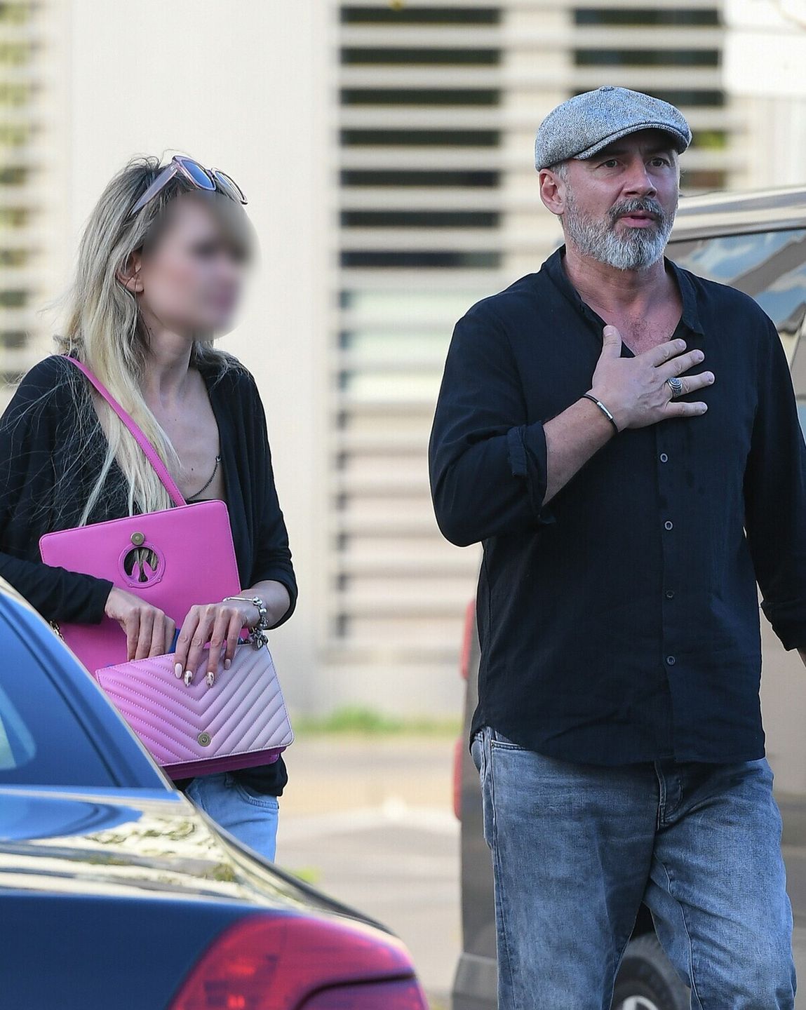 Jacek Kopczyński przybył na premierę z nową partnerką