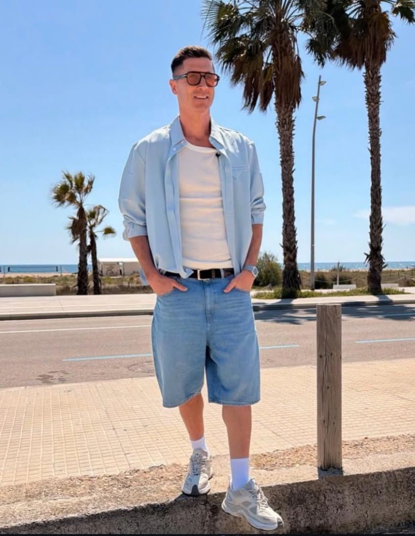 Robert Lewandowski podczas wypadu na miasto