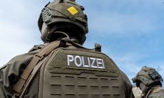 Szeroko zakrojona akcja w Niemczech. W tle seria podpaleń