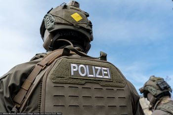 Szeroko zakrojona akcja w Niemczech. W tle seria podpaleń