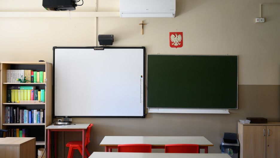 Nauczyciele mają prawo do nadgodzin - takie orzeczenie przeSądu 