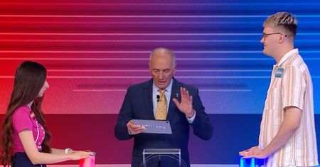 Krępująca sytuacja w "Familiadzie". Strasburger: "Walcie"