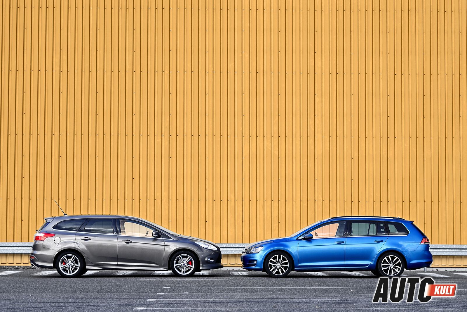 Volkswagen Golf Variant VII 2,0 TDI Highline vs. Ford Focus Kombi 1,6 EcoBoost Titanium - test  [galeria] 5