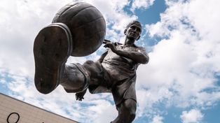 Kałuża, Piłsudski i Jan Paweł II na muralu! Cracovia upamiętniła swoich największych fanów