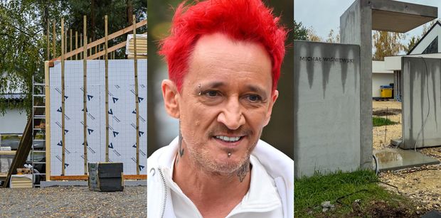 Michał Wiśniewski już ROZBUDOWUJE swoją posiadłość o kolejny dom?! Na placu pojawiła się kolejna konstrukcja (ZDJĘCIA)