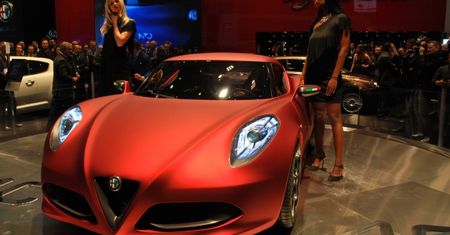 Alfa Romeo 4C - nowe informacje [wideo]