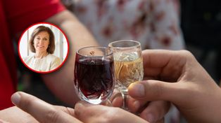 Wystarczy jedna impreza? Takie picie może uszkadzać jelito