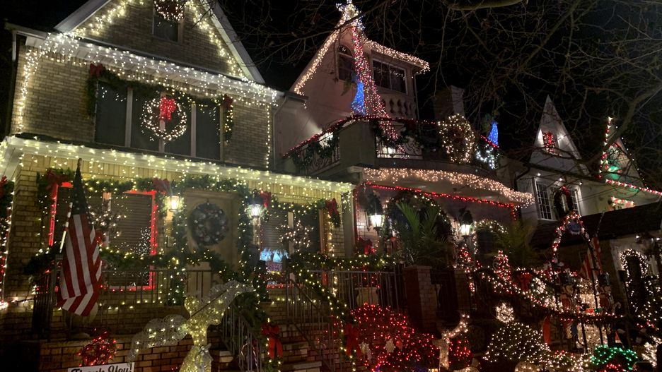 Amerykanie wydają co roku niemałe pieniądze na iluminacje swoich