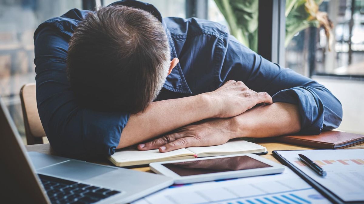 To, co zjemy przed ważnym spotkaniem, może realnie wpłynąć na naszą koncentrację.