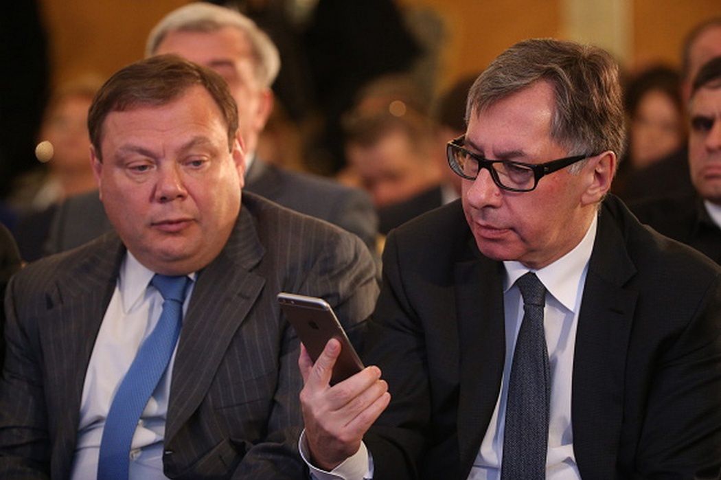 Mikhail Fridman on the left and Peter Aven, co-owners of Kyivstar.