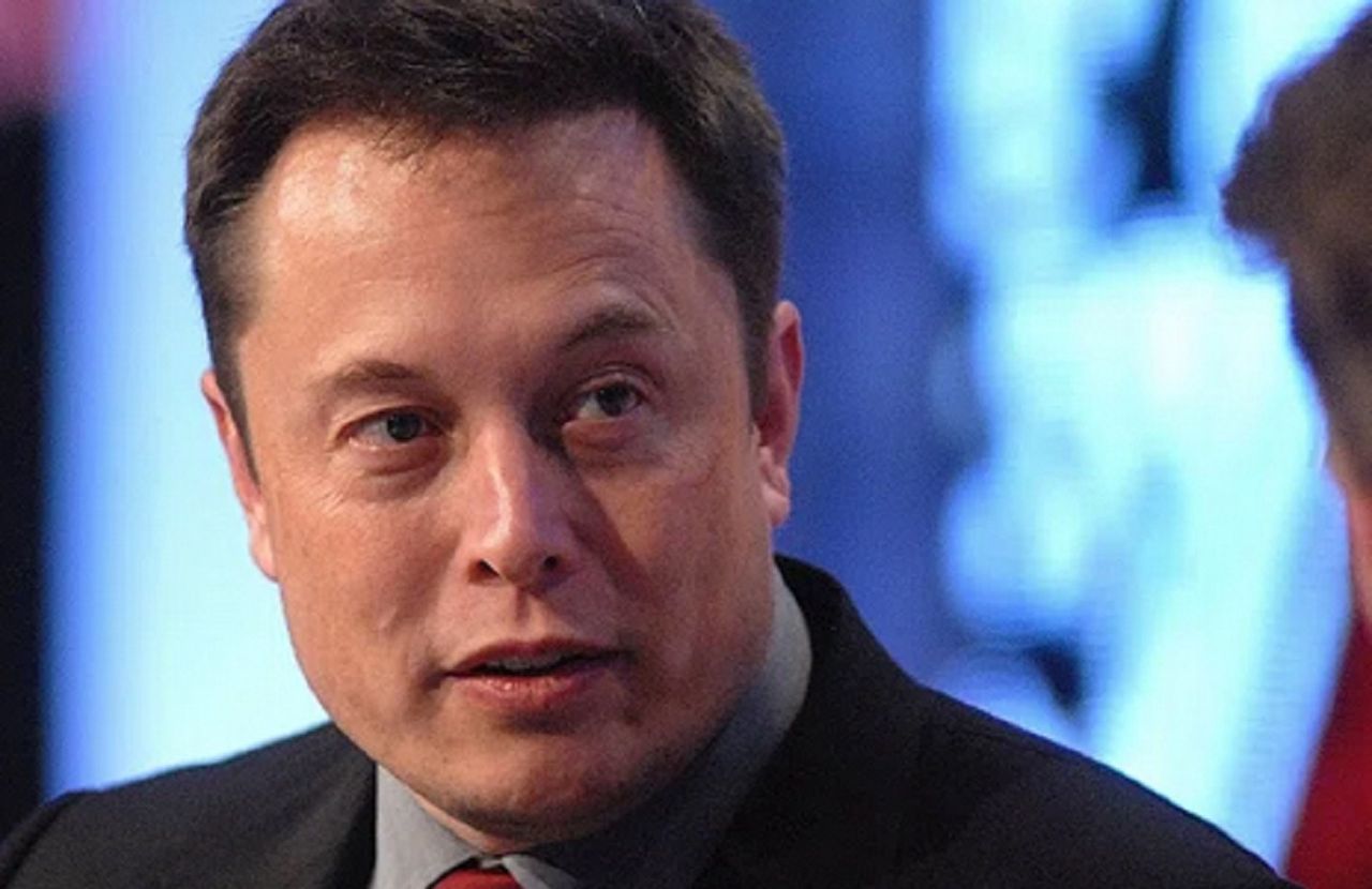 Elon Musk podzielił się swoimi przypuszczeniami. Miliarder mówi o terminie lądowania na Marsie - Elon Musk mówi o lądowaniu na Marsie 