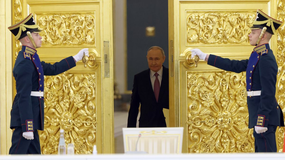 MOSCOW, RUSSIA - DECEMBER 5 (RUSSIA OUT) Russian President Vladimir Putin enters the Alexandrovsky hall of the Grand Kremlin Palace during the Council of Strategic Development and National Projects, December 5, 2024, in Moscow, Russia. President Putin held a meeting with participants of the State Council, ministers, governors and other top officials. (Photo by Contributor/Getty Images)