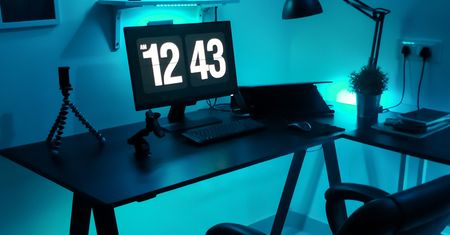 Monitor 27 cali do 2000 zł. Zobacz, na co zwrócić uwagę