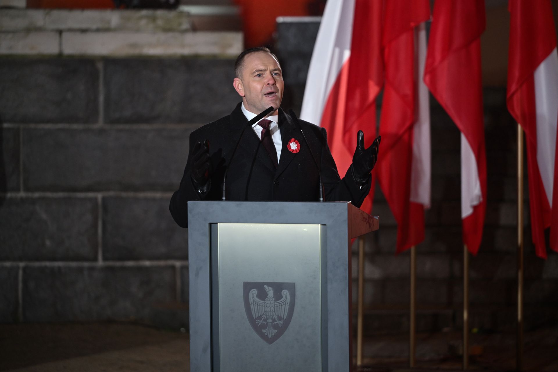 wiadomości,aktualności,WP Wiadomości Nawrocki apeluje: nie możemy porzucić naszej odwagi