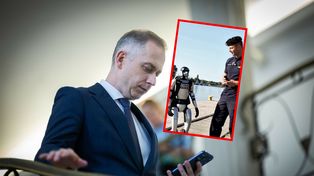Wpuścili chińskiego robota do portu Wojska Polskiego. MON reaguje