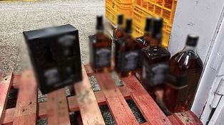 Wałbrzych: 38-latek próbował ukraść alkohol. Został zatrzymany na gorącym uczynku