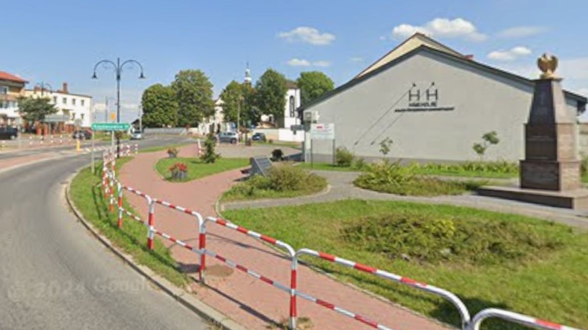 Pobicie w Wierzbicy na skwerze po weselu.