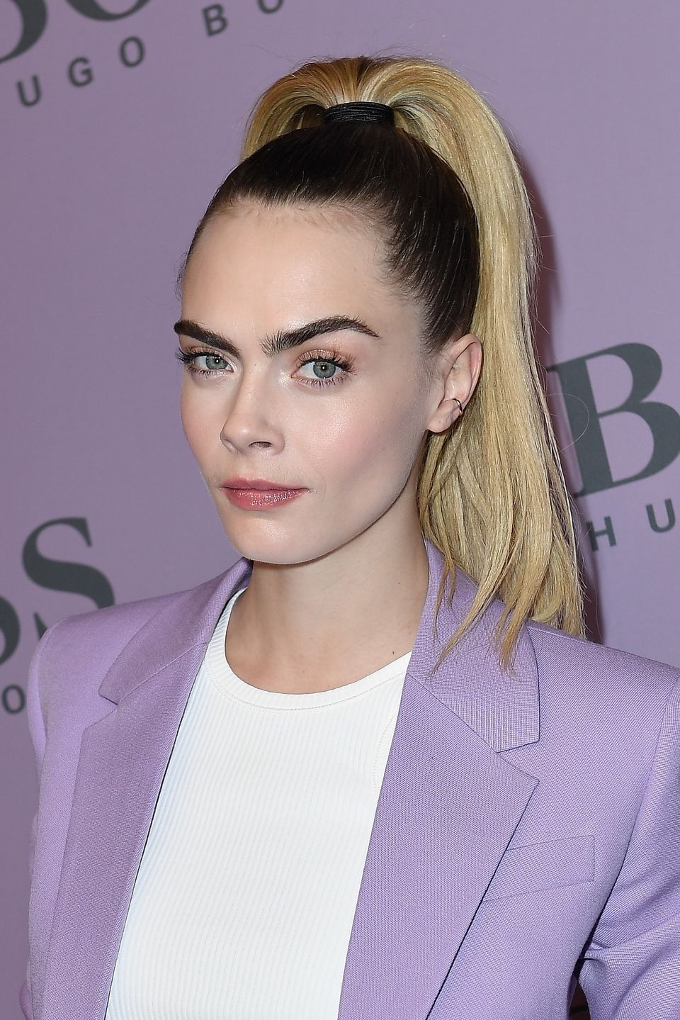 Cara Delevingne miała sypiać z Amber Heard