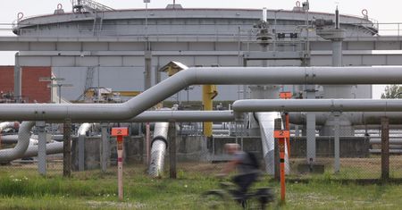 Problemy z rurociągiem "Przyjaźń". Czechy bez dostaw ropy